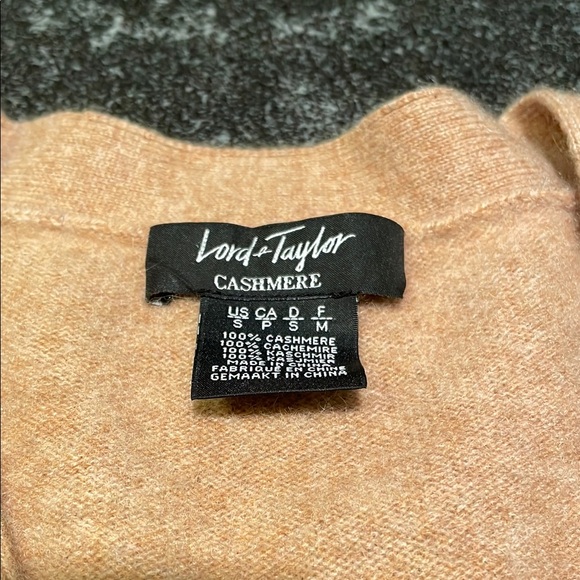 Lord & Taylor Cashmere Sweater Tan Women’s Size Small Camel Caramel - Picture 3 of 8